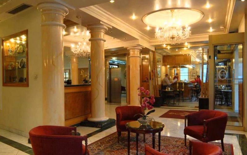hotel mora