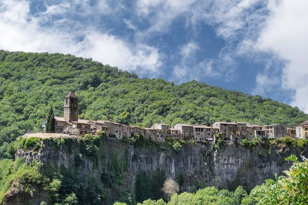 castellfollit-de-la-roca