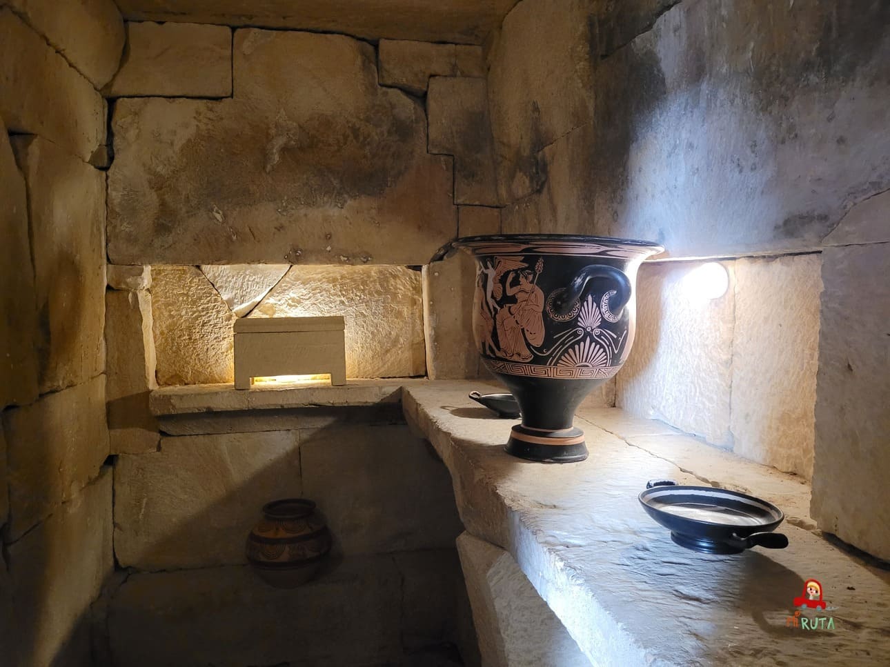 Tesoros prehistóricos de la provincia de Jaén Tumba principesca de Toya (2)