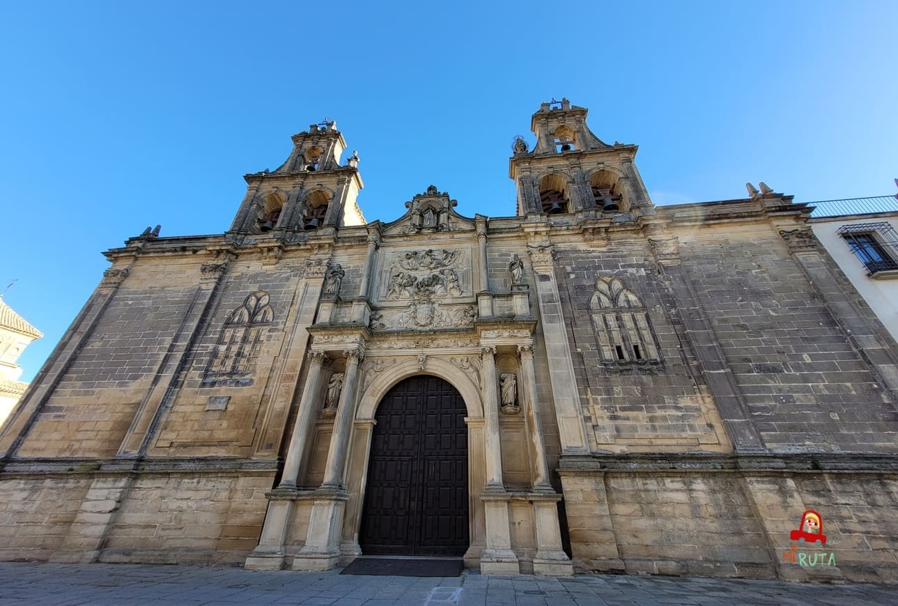 Iglesia de Santa María de los Reales Alcázares Iglesia de Santa María de los Reales Alcázares