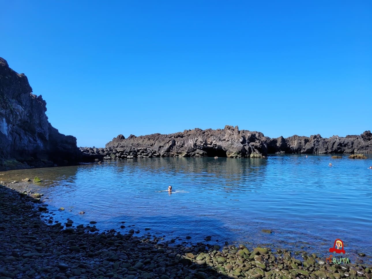 Ruta en coche por el norte de Madeira Piscinas naturales de Seixal_2_Madeira_miruta