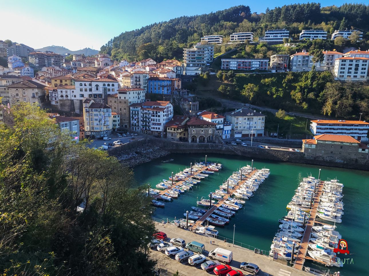 Mutriku_Escapada en coche eléctrico de Bilbao a San Sebastián