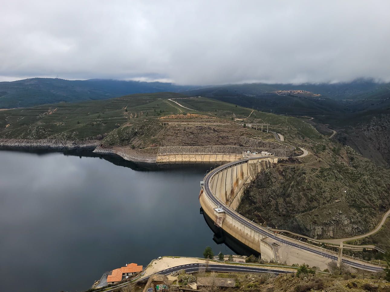 Embalse del Atazar_Patones de arriba Embalse del Atazar_Patones de arriba