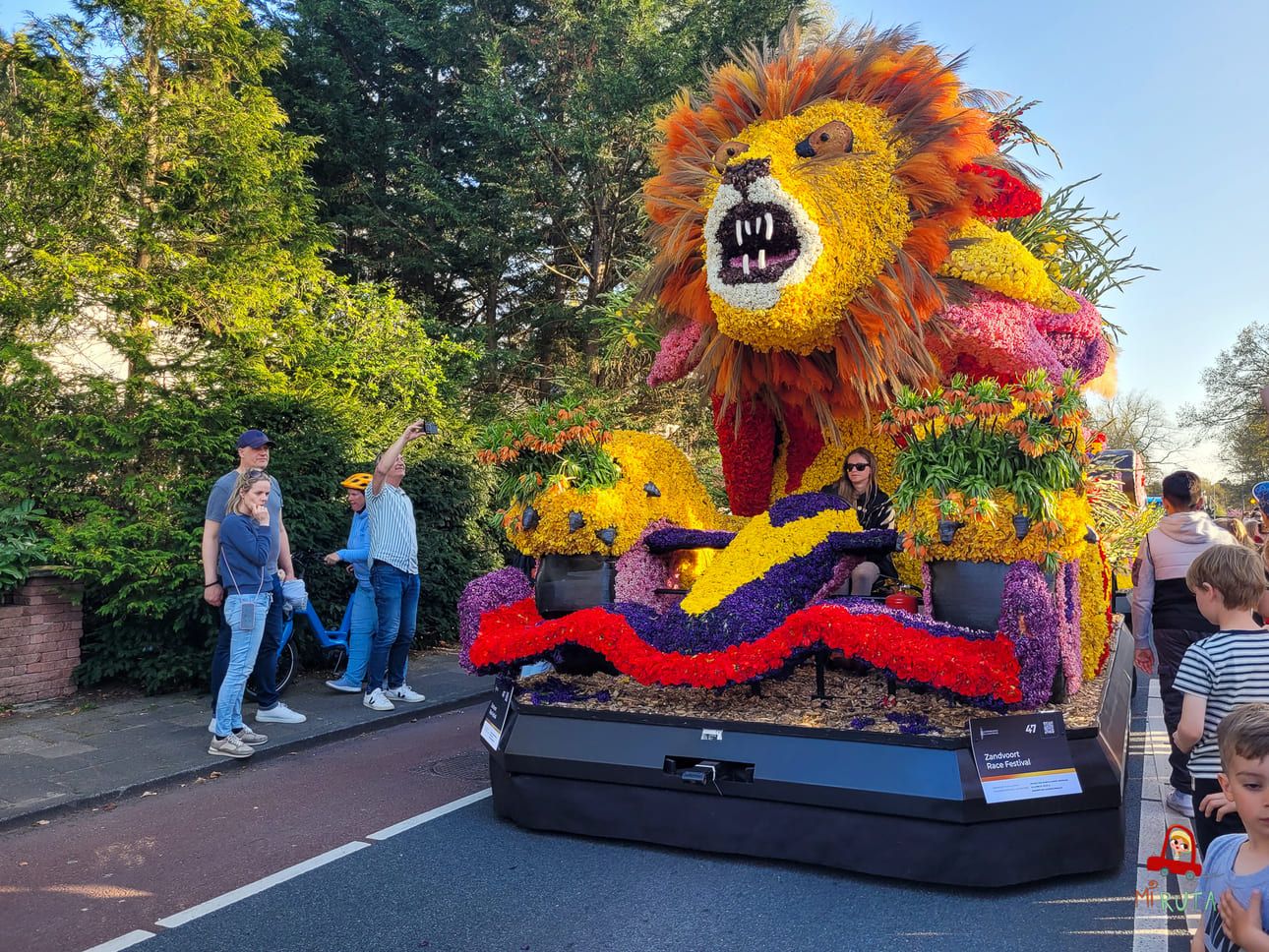 El Desfile de las Flores o Bloemencorso_2