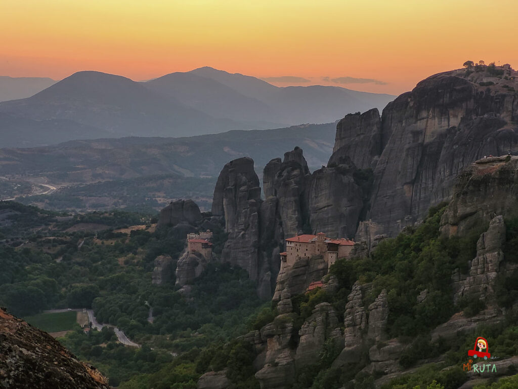 Qué ver en Meteora guía completa para visitar los monasterios