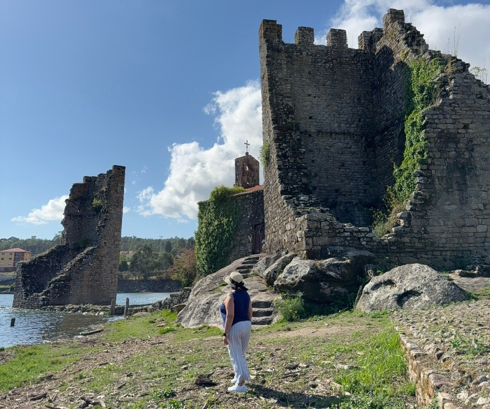 Torres de Oeste en Catoira Torres de Oeste en Catoira